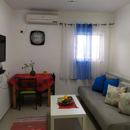Nelly'S Housing Unit Apartment Eilat Exterior foto