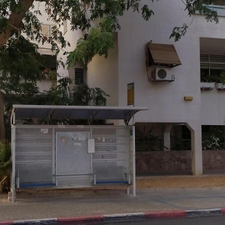 Nelly'S Housing Unit Apartment Eilat Exterior foto