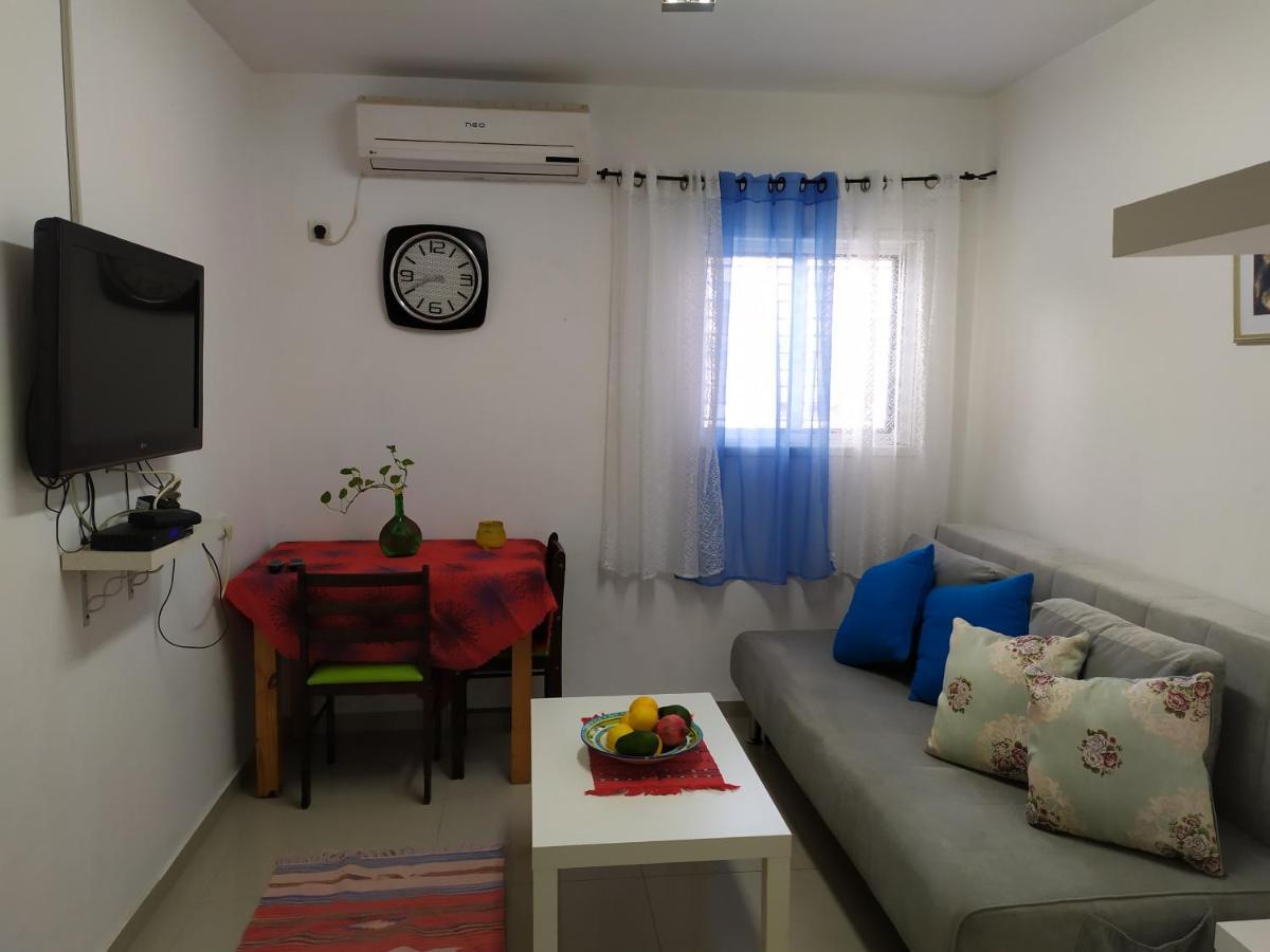 Nelly'S Housing Unit Apartment Eilat Exterior foto